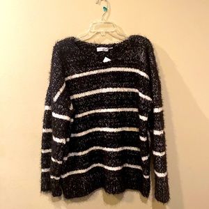 Black & white striped soft, cozy oversized Calvin Klein Fuzzy Sweater XL NWT